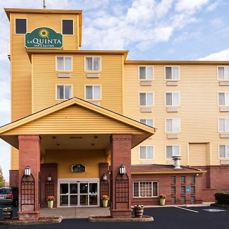 La Quinta By Wyndham Portland Airport Hotel Exterior photo